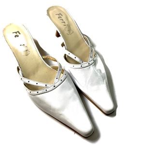 Women Ferri kitten heels leather mules, sz 7 NWOT